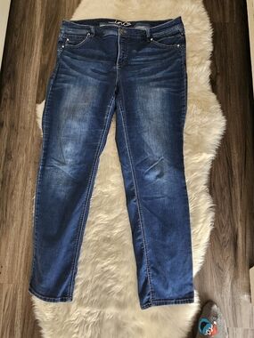 INC International Concepts Women's Faded Dark Blue Straight Leg Jeans
